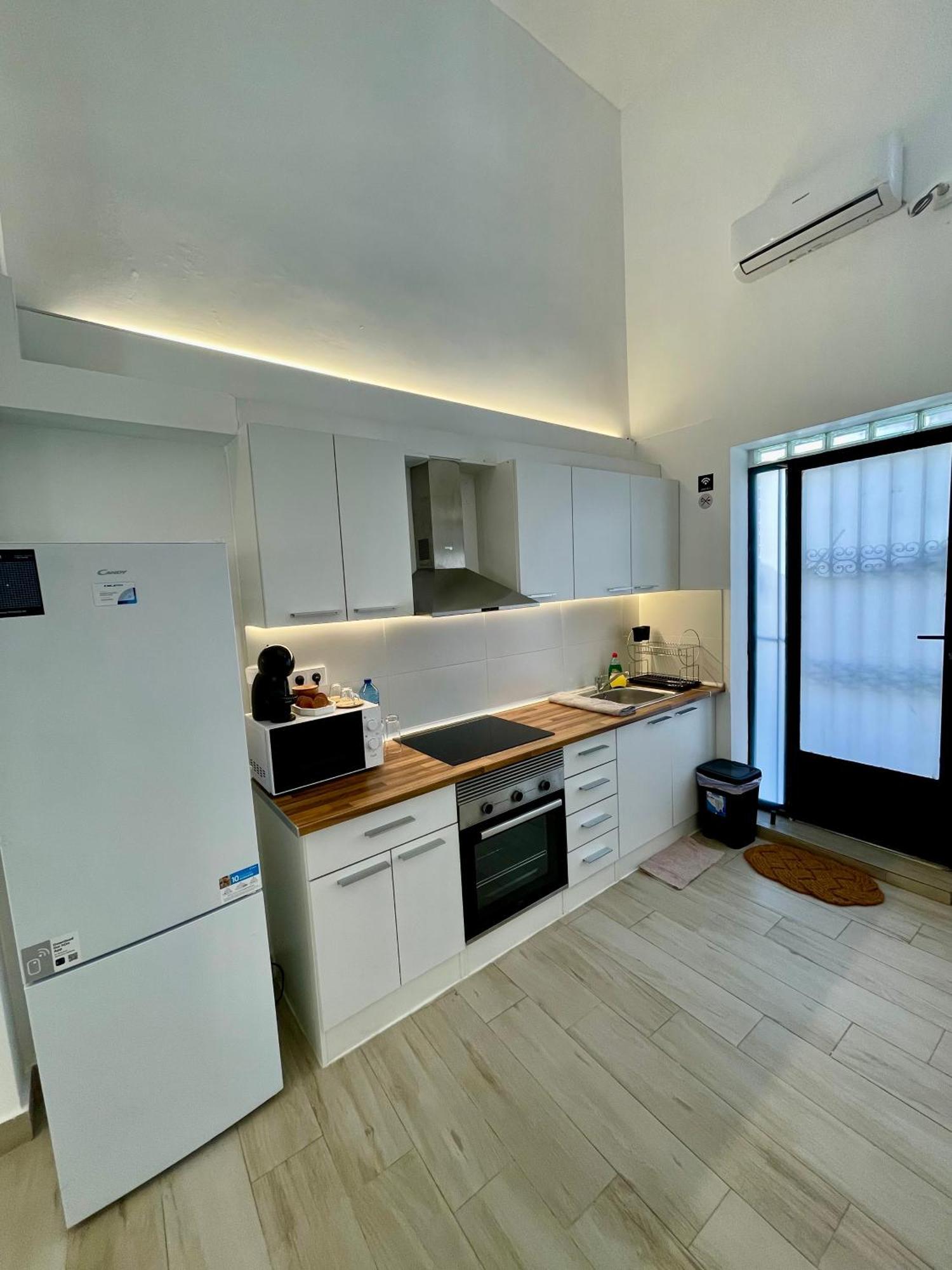 Infinity Apartment Alicante Bagian luar foto