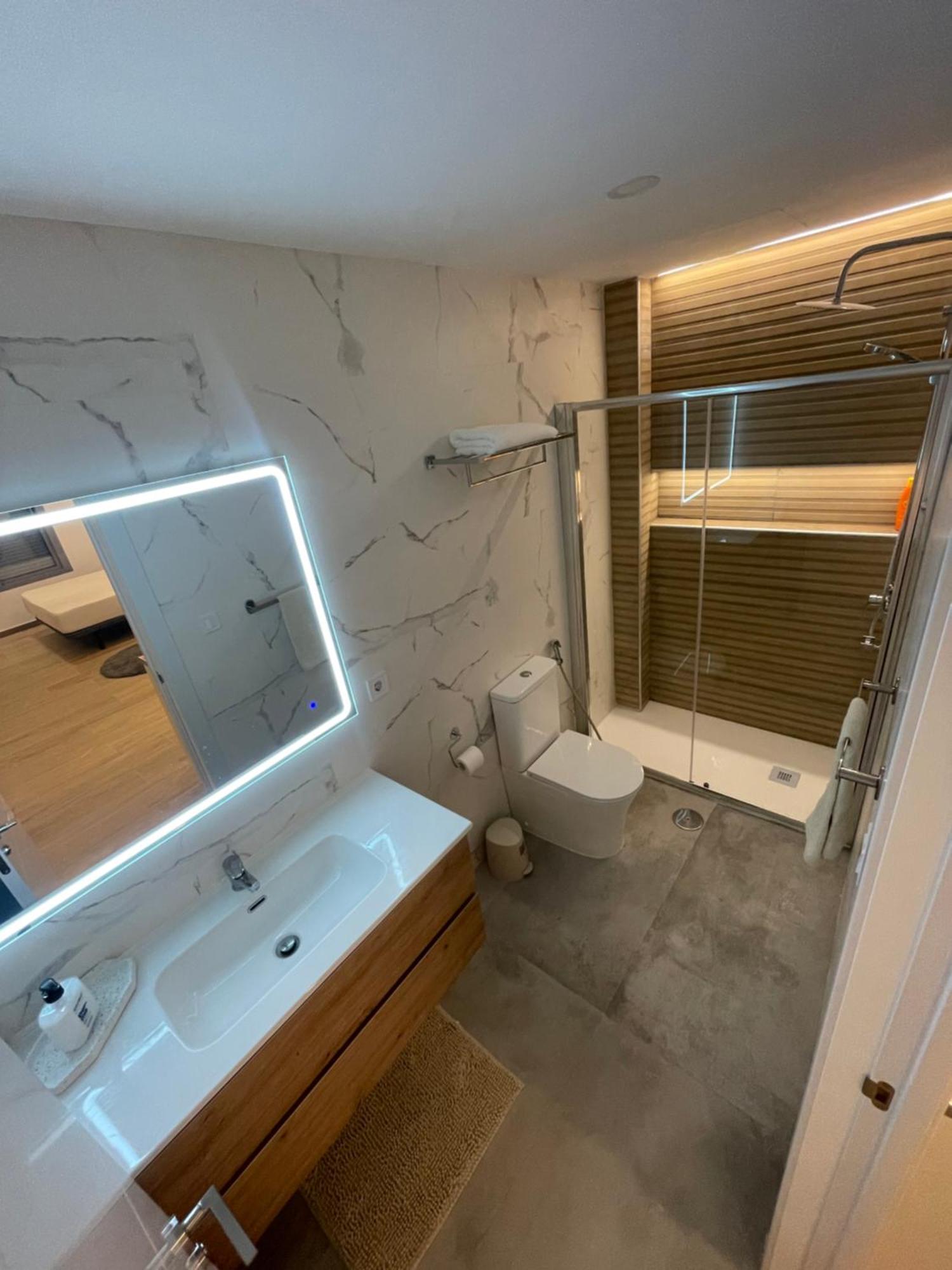 Infinity Apartment Alicante Bagian luar foto