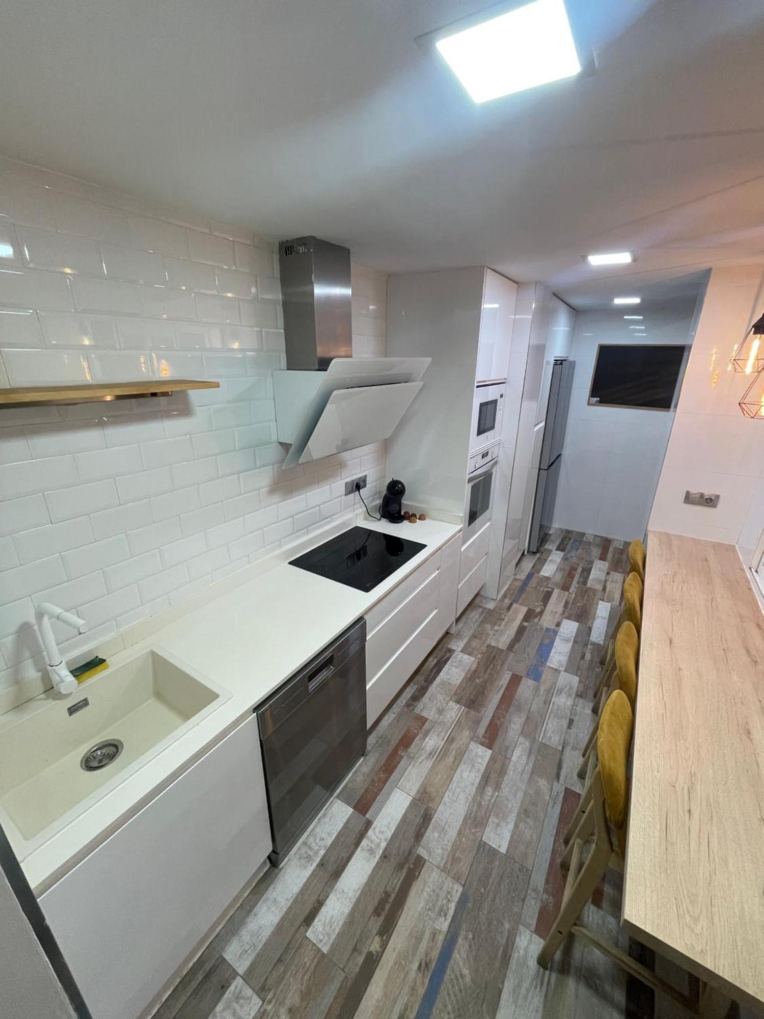 Infinity Apartment Alicante Bagian luar foto